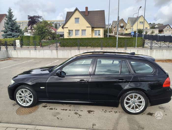 BMW 318, 2.0 l., wagon