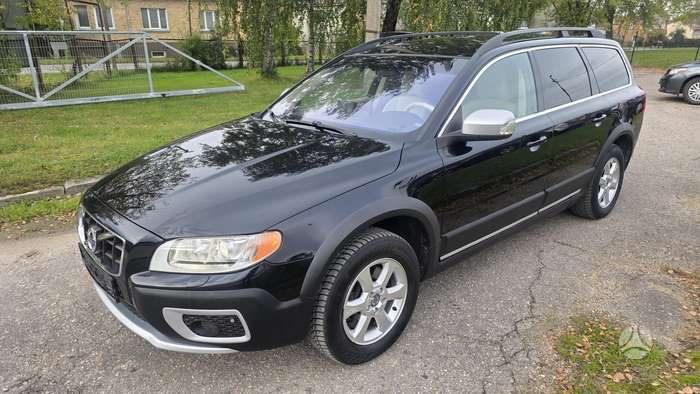 Volvo XC70, 2.4 l., wagon