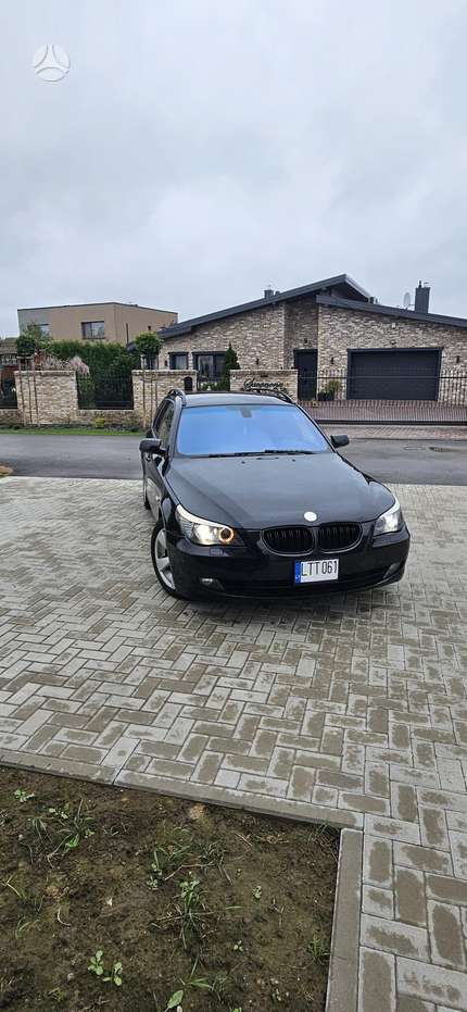 BMW 520, 2.0 l., wagon