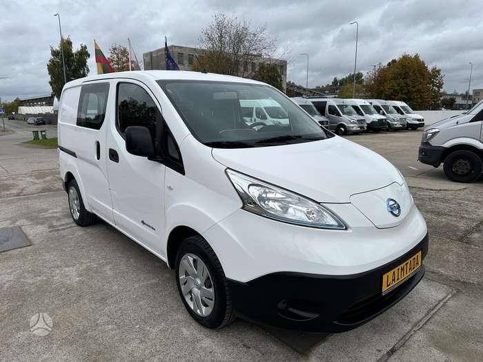 Nissan e-NV200, komercinis