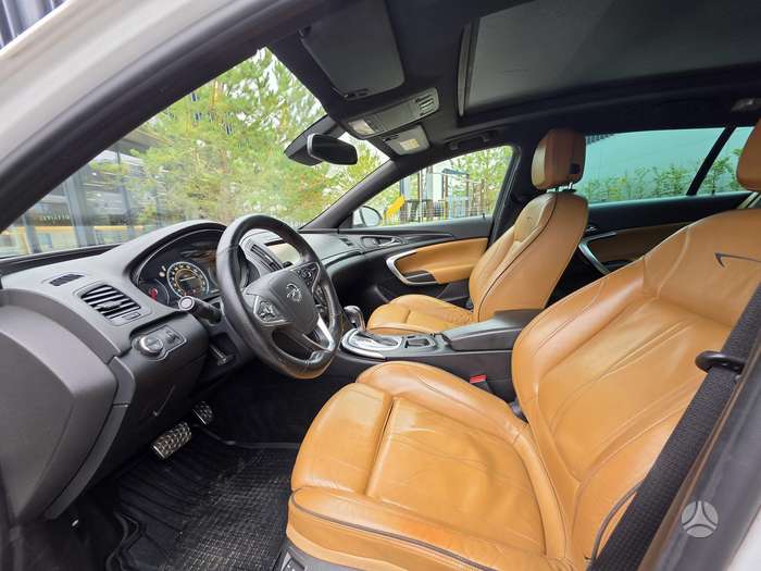 Opel Insignia, 2.0 l., Универсал