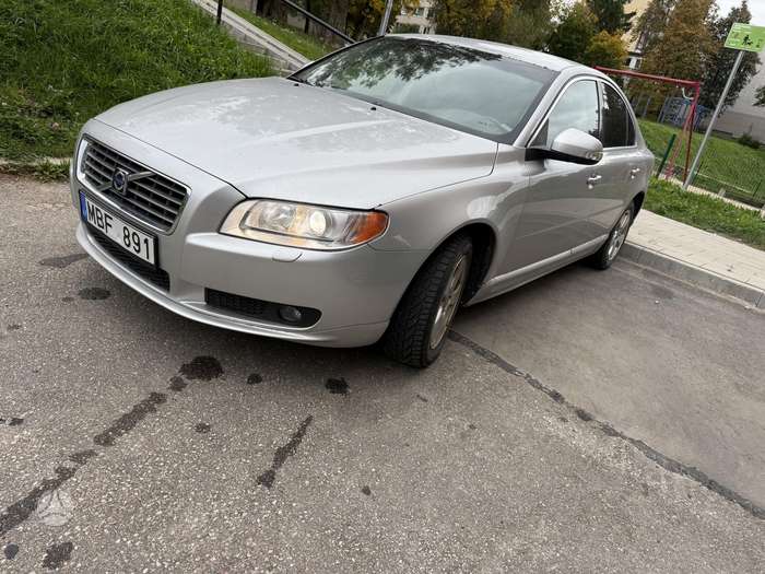 Volvo S80, 2.4 l., Седан