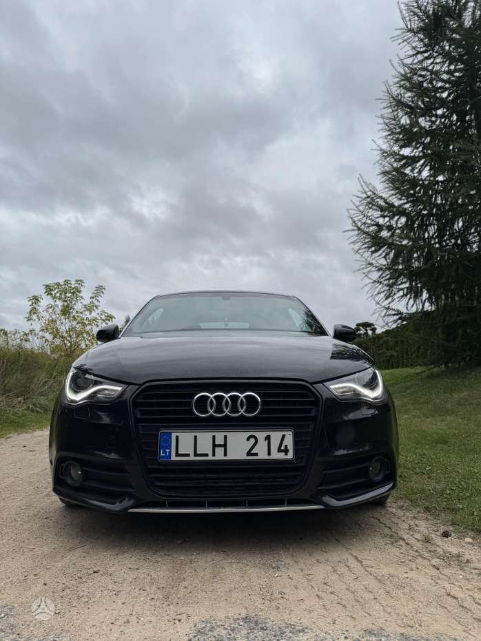 Audi A1, 1.6 l., Хэтчбек
