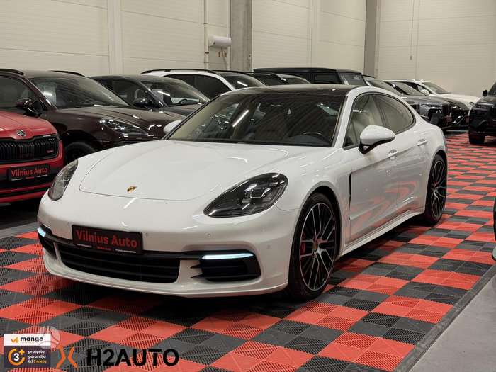 Porsche Panamera, 3.0 l., Хэтчбек