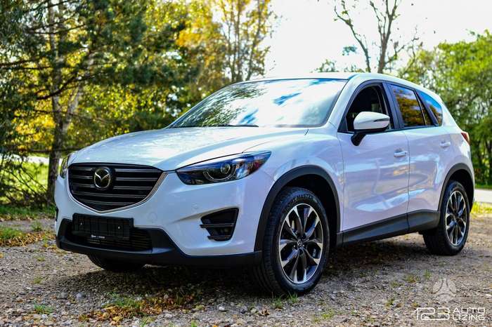 Mazda CX-5, 2.2 l., off-road / crossover