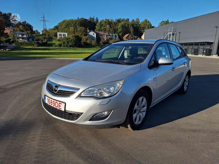 Opel Astra, 1.4 l., Универсал