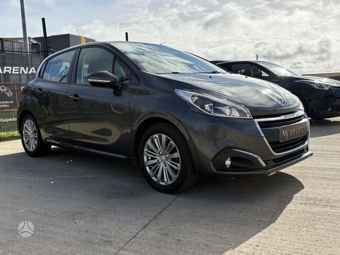 Peugeot 208, 1.2 l., hatchback