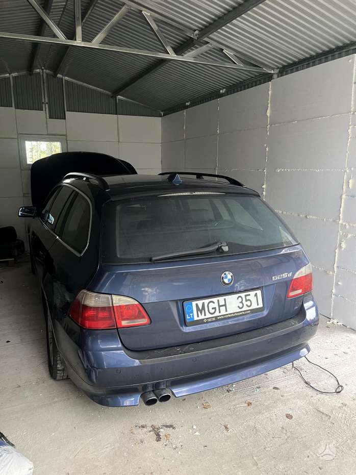 BMW 525, 2.5 l., universalas