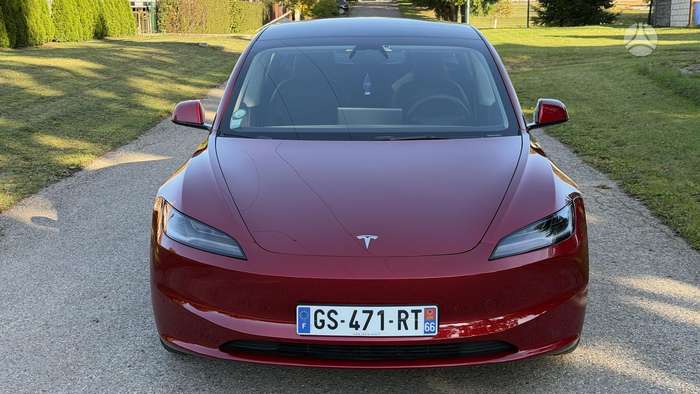 Tesla Model 3, 82 kWh, hatchback
