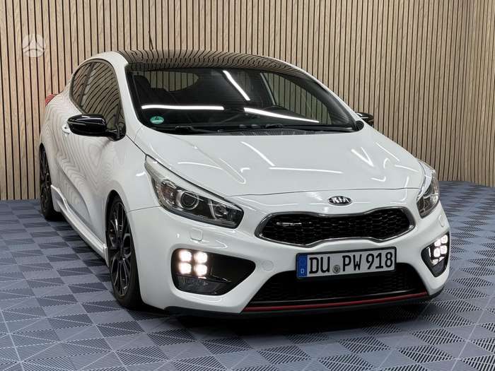 Kia Ceed, 1.6 l., Хэтчбек