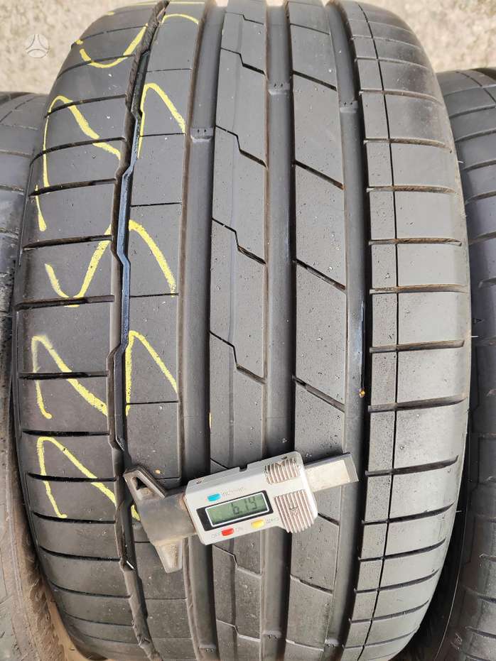 Hankook, summer 235/35 R19 | A32587628