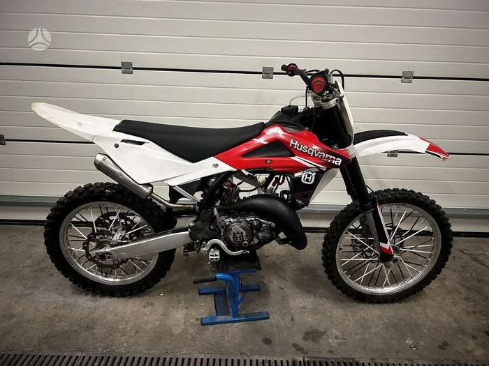 Husqvarna CR 125cc, motocross