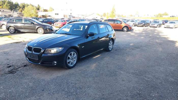 BMW 318, 2.0 l., wagon