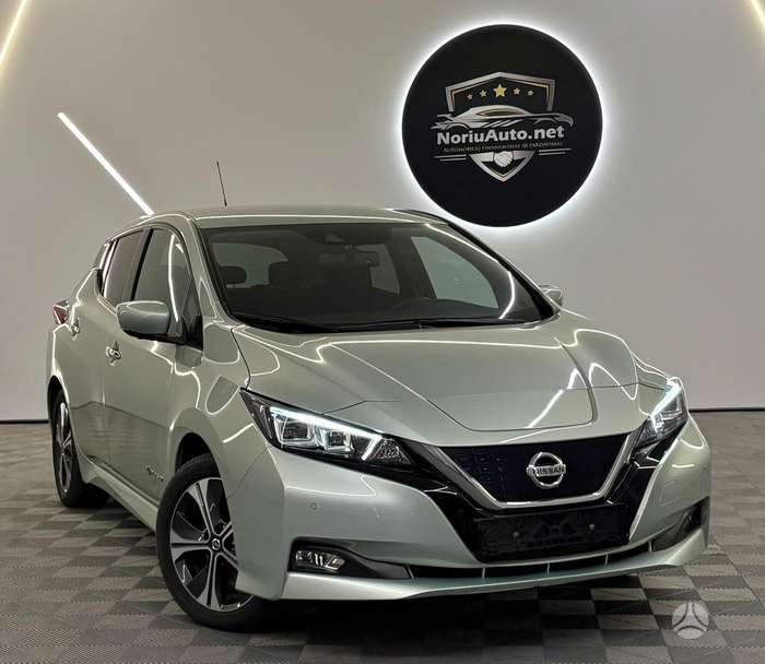 Nissan Leaf, 40 kWh, hatchback