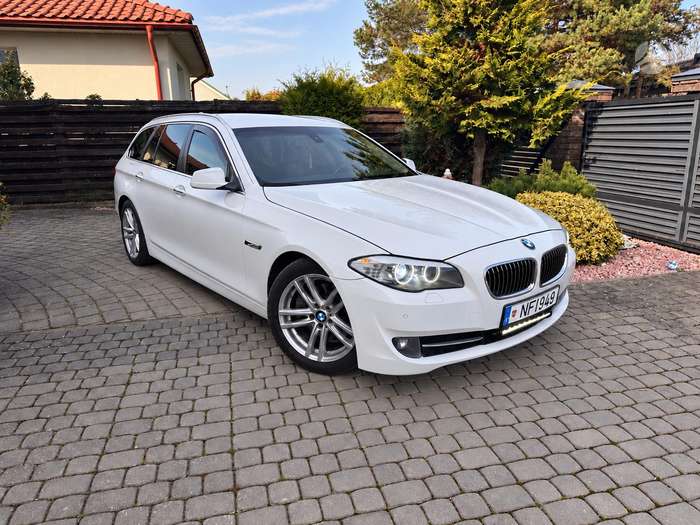 BMW 520, 2.0 l., wagon