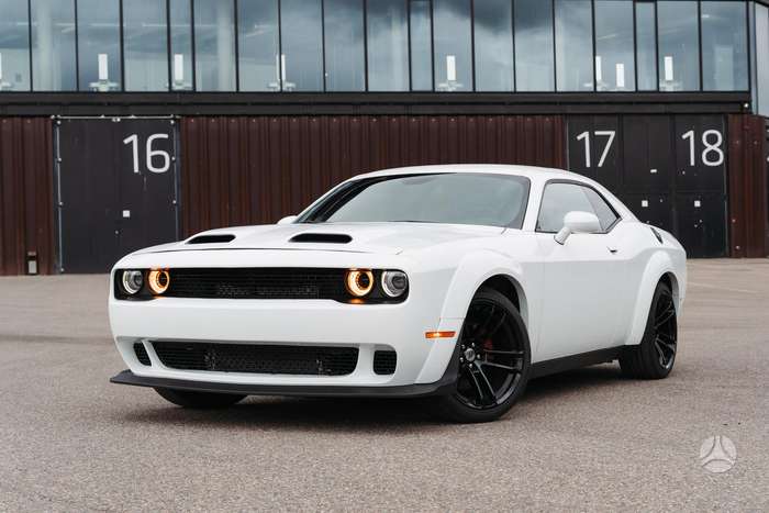 Dodge Challenger, 5.7 l., Седан