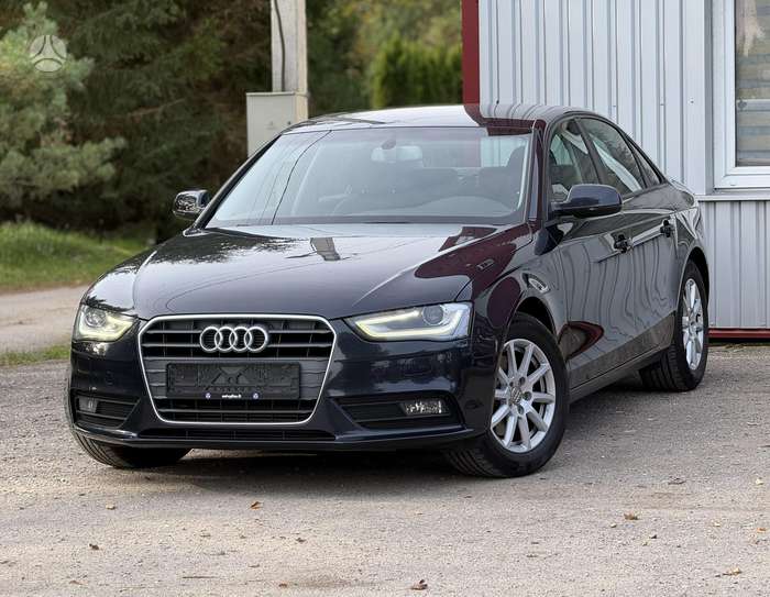 Audi A4, 2.0 l., saloon / sedan