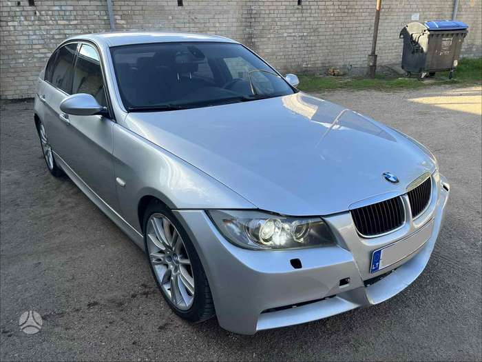 BMW 320, 2.0 l., Седан