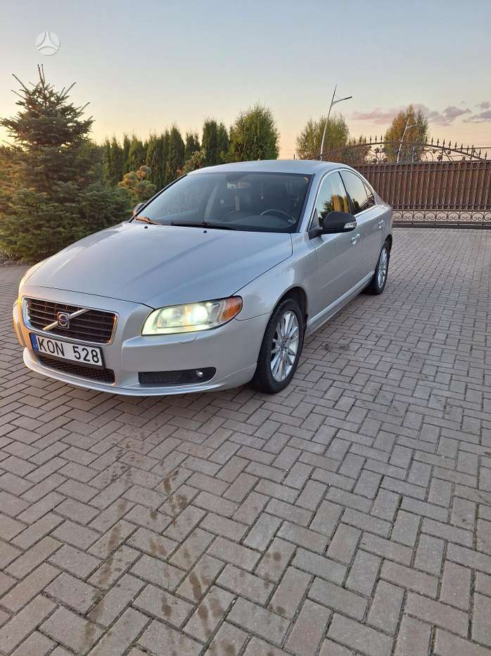 Volvo S80, 2.4 l., Седан