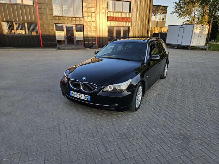 BMW 525, 3.0 l., Универсал