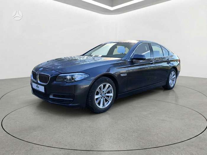 BMW 520, 2.0 l., Седан