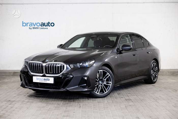 BMW 520, 2.0 l., Седан