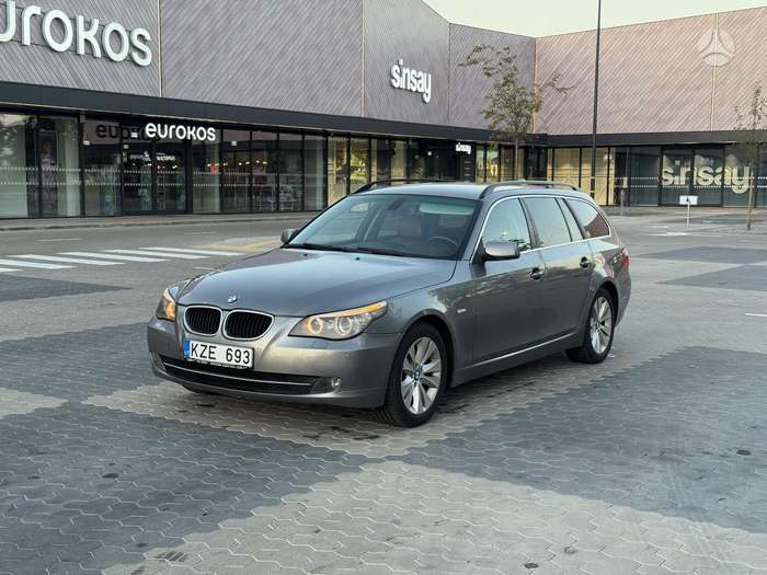 BMW 520, 2.0 l., universalas