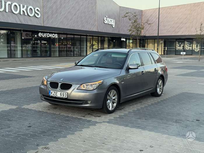 BMW 520, 2.0 l., wagon