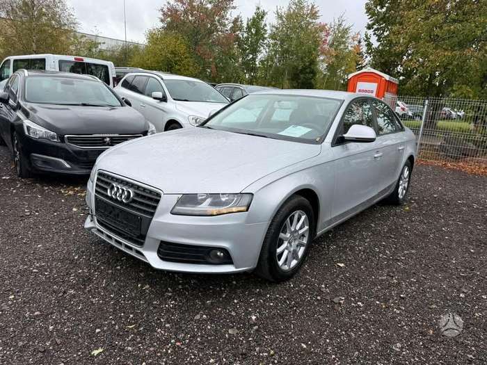 Audi A4, 1.8 l., Седан