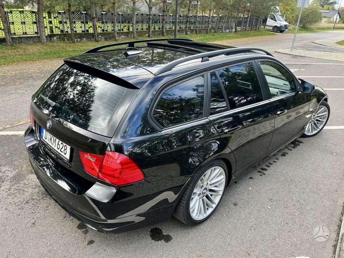 BMW 320, wagon