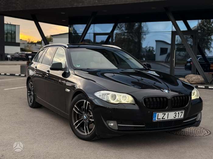 BMW 525, 3.0 l., Универсал