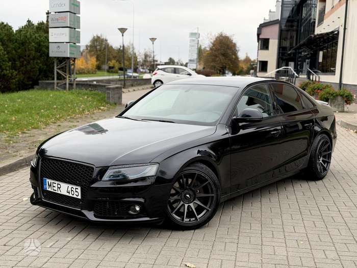 Audi A4, saloon / sedan