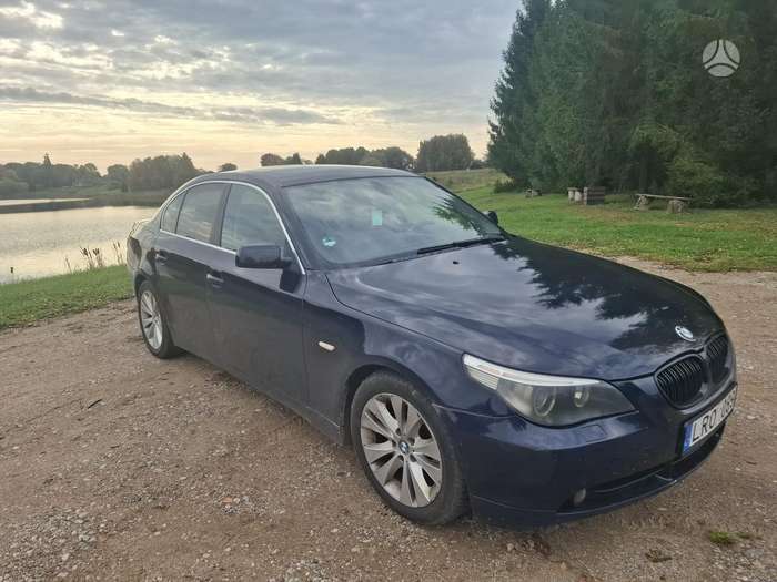 BMW 525, 2.5 l., Седан