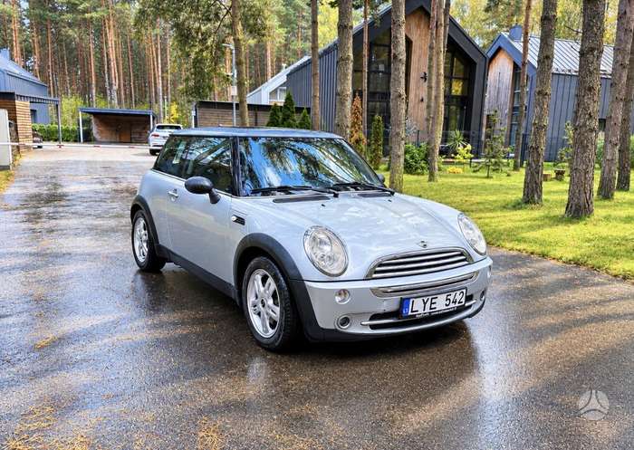 Mini One, 1.6 l., hatchback