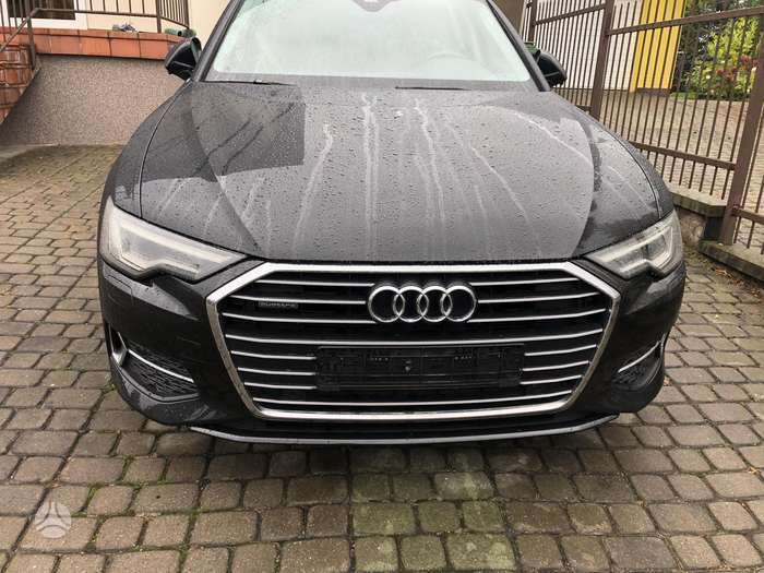 Audi A6, sedanas