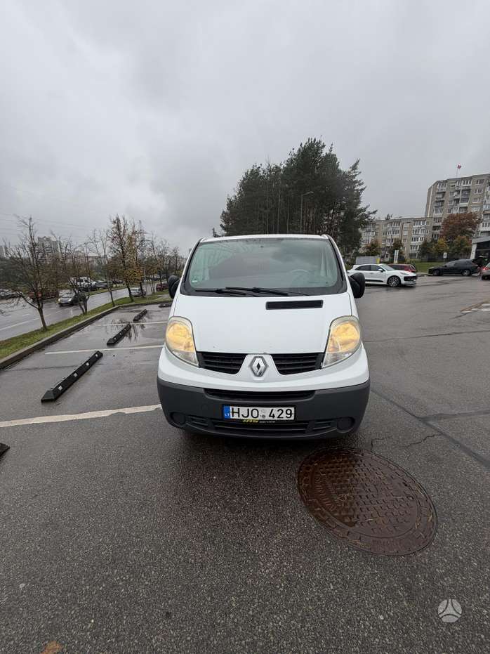 Renault Trafic, 2.0 l., passenger minibus