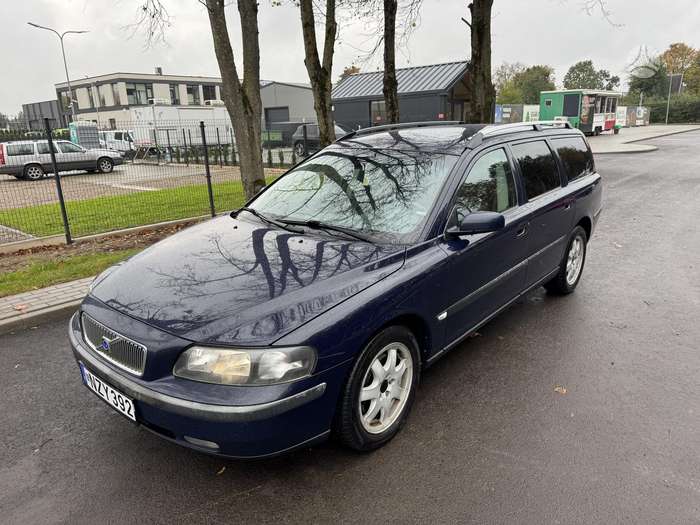 Volvo V70, 2.4 l., wagon