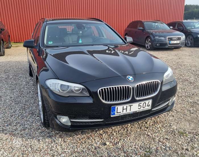 BMW 525, 2.0 l., universalas