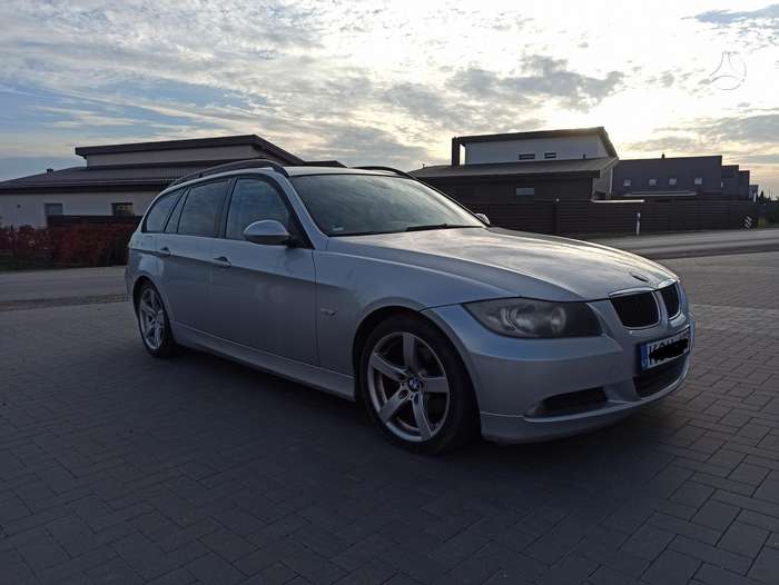 BMW 320, 2.0 l., wagon
