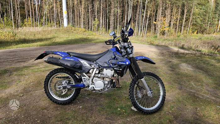 Suzuki DR-Z 398cc, enduro / adventure