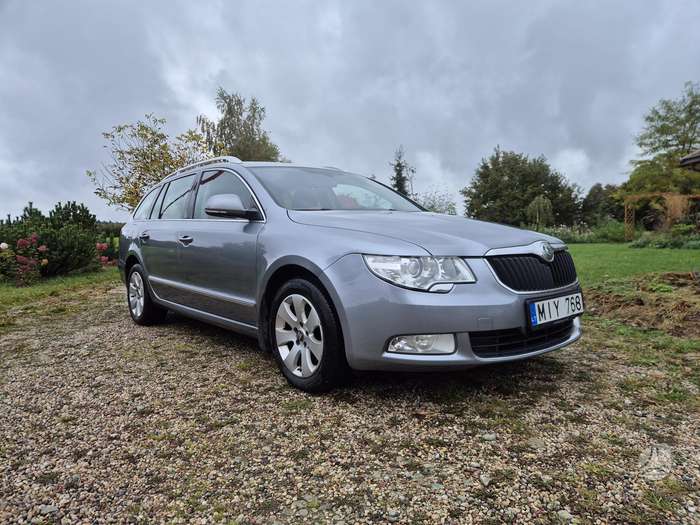 Skoda Superb, 2.0 l., Универсал