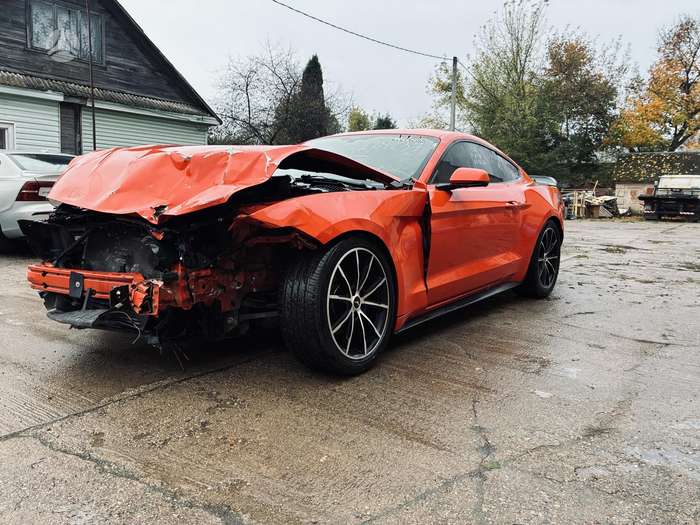 Ford Mustang, 2.3 l., Купе (coupe)