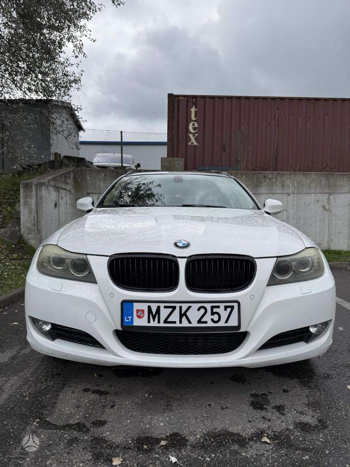 BMW 320, 2.0 l., universalas