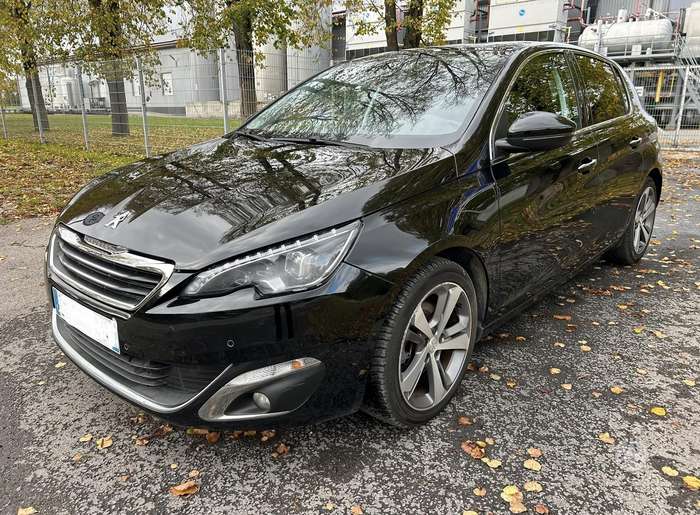 Peugeot 308, 1.6 l., hatchback