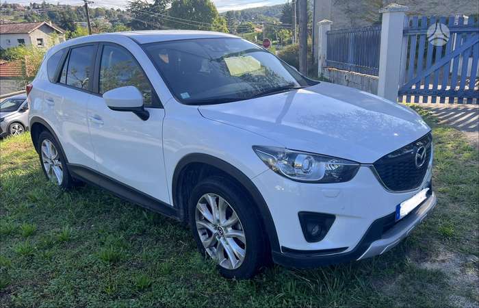 Mazda CX-5, 2.2 l., off-road / crossover