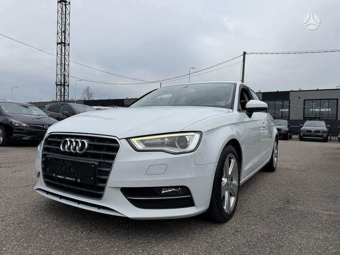 Audi A3, 1.6 l., hatchback