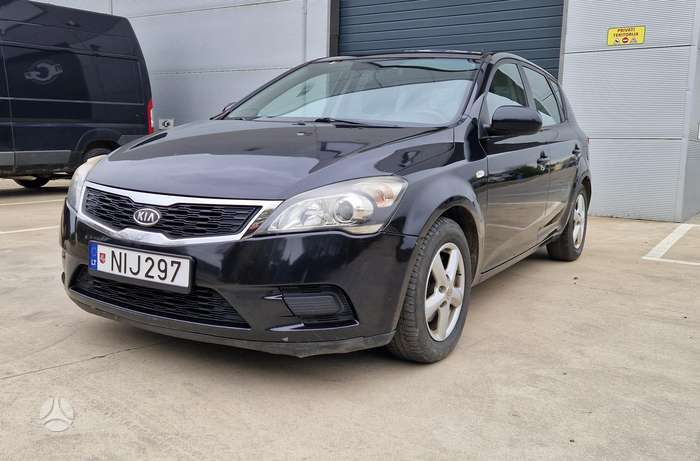 Kia Ceed, 1.6 l., hatchback