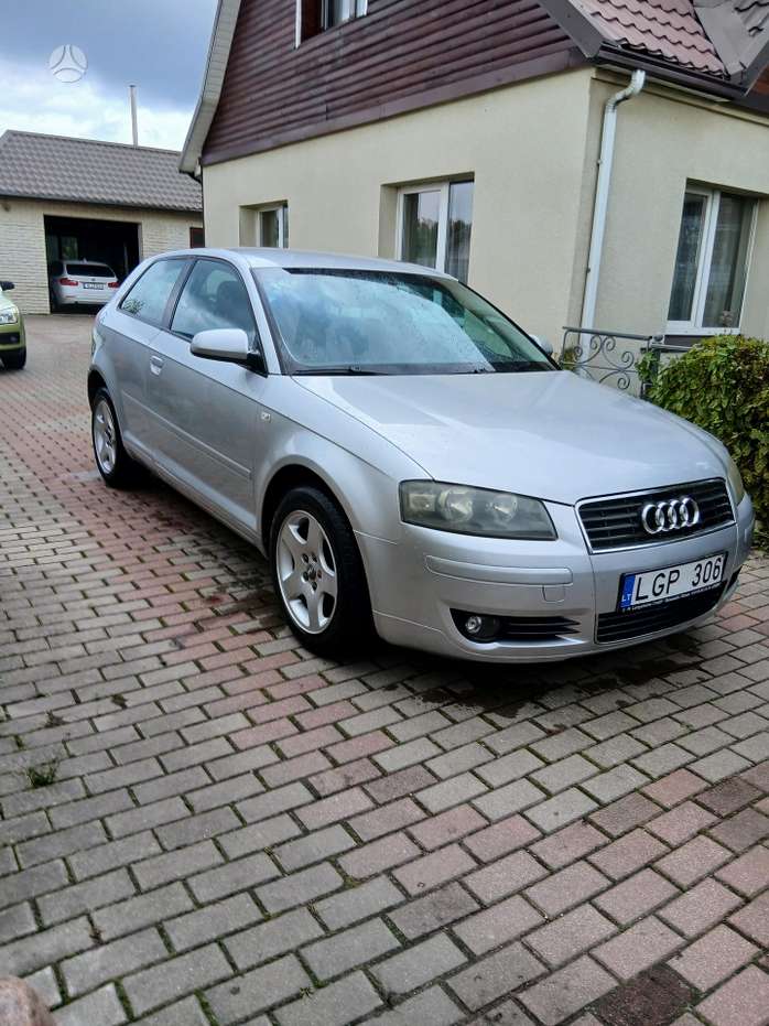 Audi A3, 1.6 l., Седан
