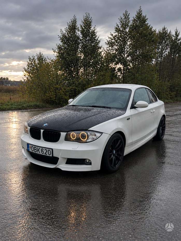 BMW 120, coupe