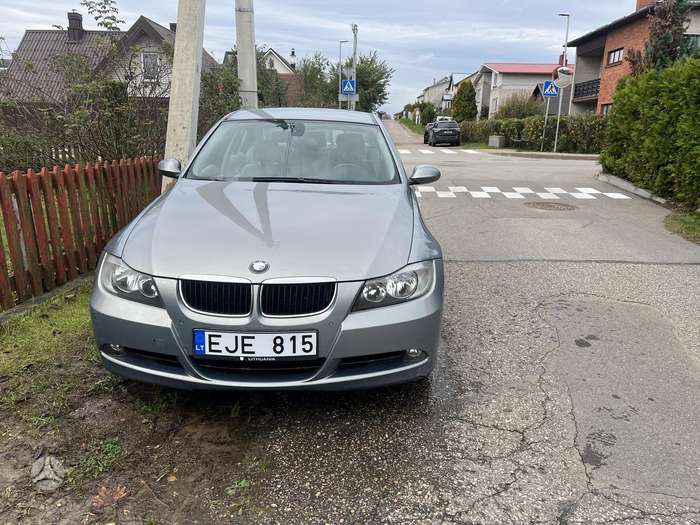 BMW 320, 2.0 l., Седан
